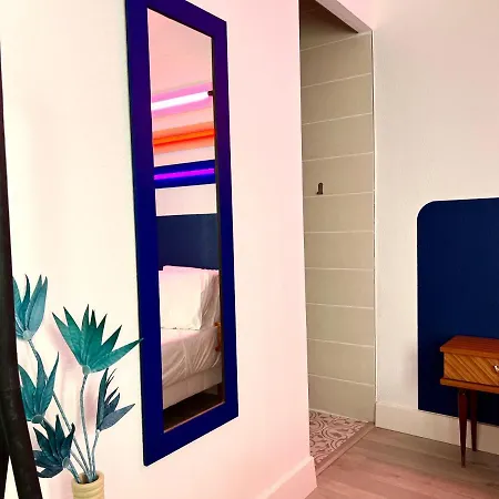 アパート Roma Reva: Design Et Cinema